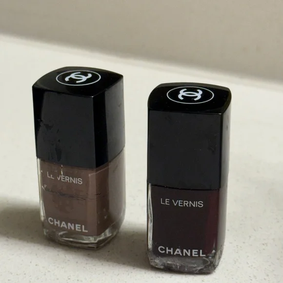 CHANEL Le Vernis Nail Polish - Picture 3 of 5